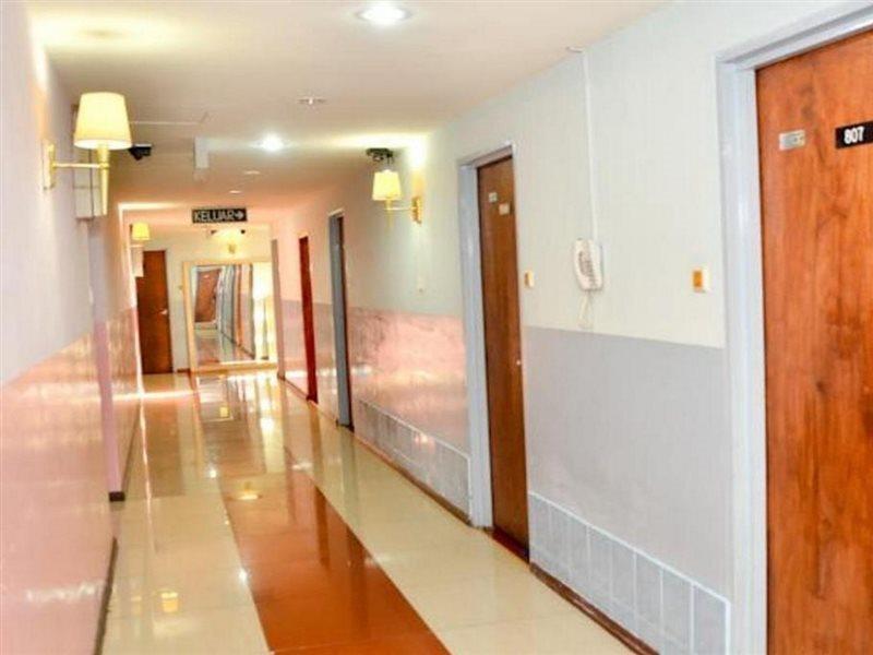 فندق جيه آند جيه كوتا كينابالو المظهر الخارجي الصورة